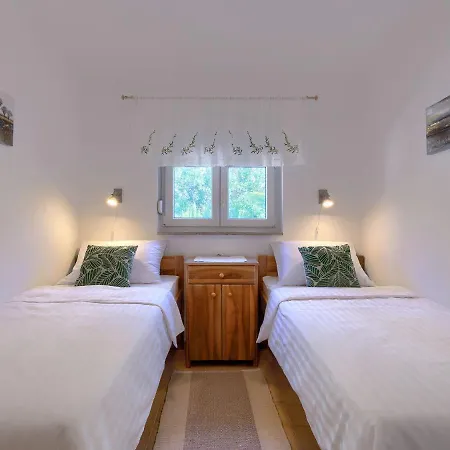 Maslina By Interhome Pavicini