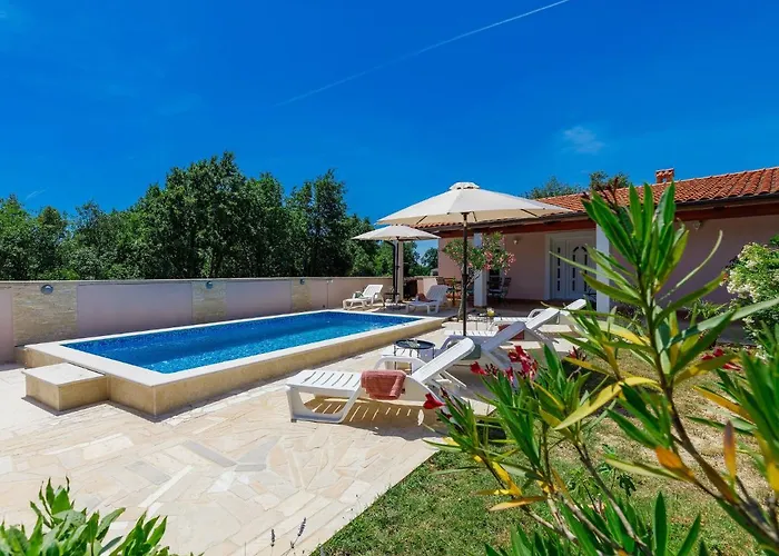 Maslina By Interhome *