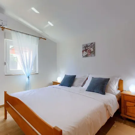 Holiday home Maslina By Interhome