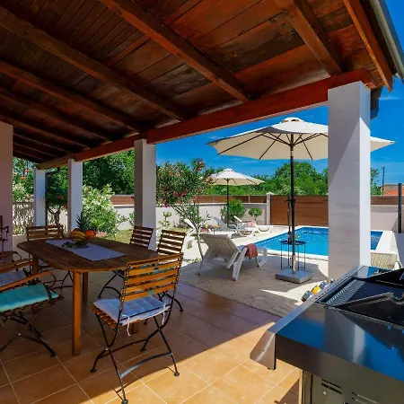 Holiday home Maslina By Interhome *